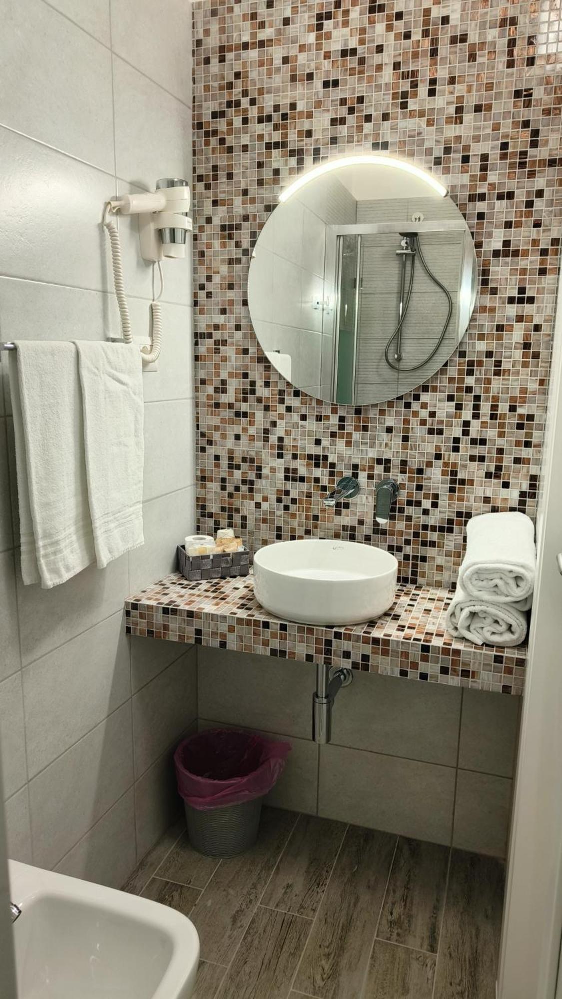 Hotel Principe Amedeo Roma Ngoại thất bức ảnh